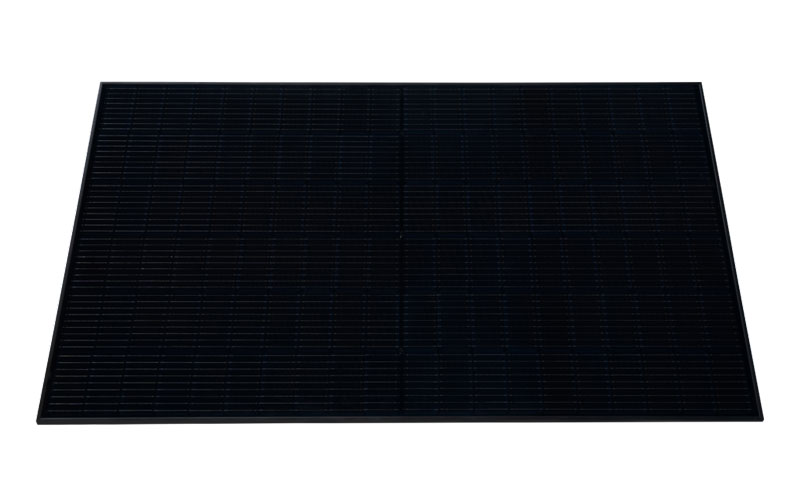 Black solar panel for residential